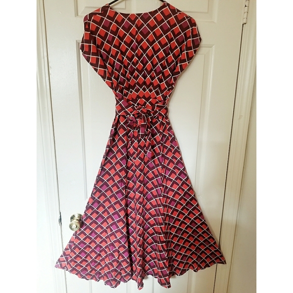 Forever 21 Tie-Front Geo Print Midi Dress - Picture 5 of 13